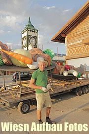 Aufbauzeit Oktoberfest München 2011. Fotos und Video vom 30.08.2011  (©Foto. Martin Schmitz)